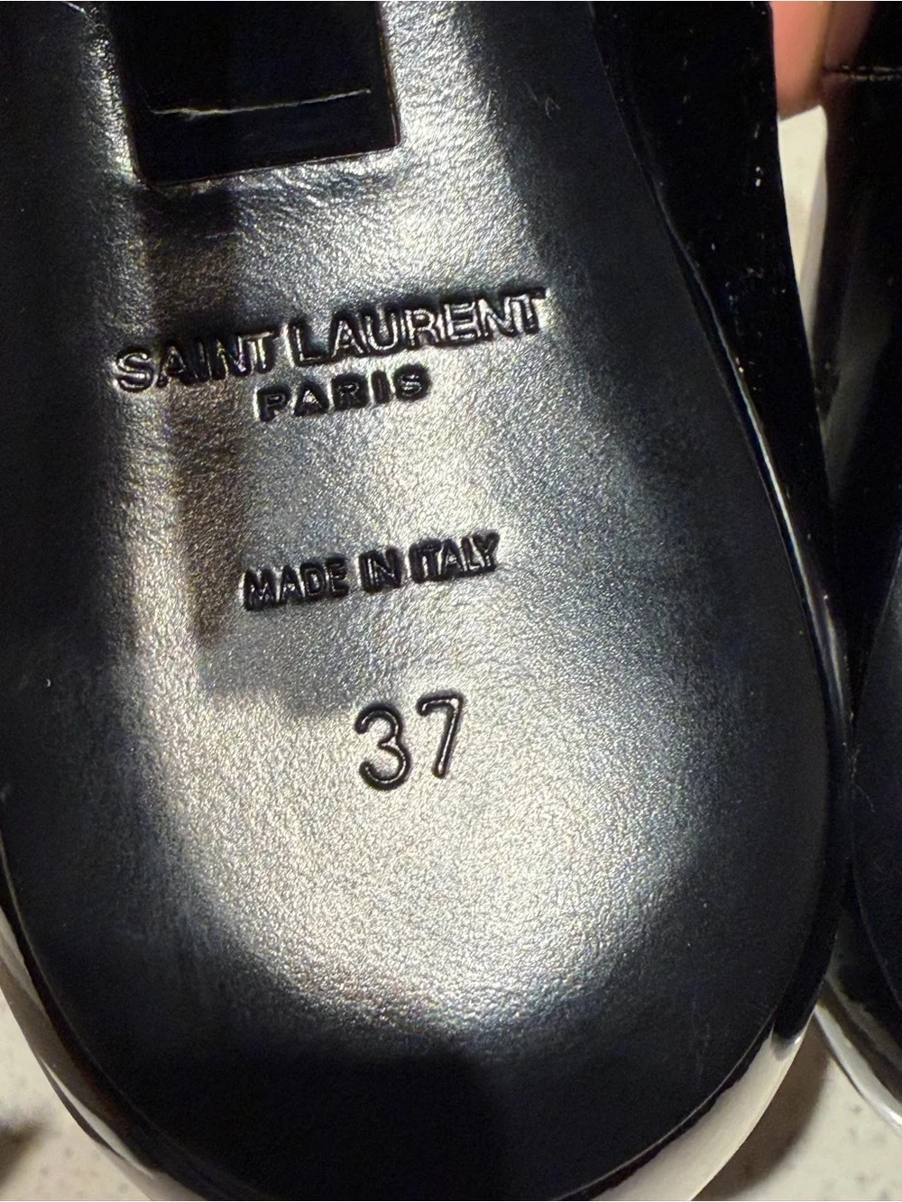 Saint Laurent Patent Pointed-Toe Stiletto Pumps with Sculpted Heel - Picture 9 of 10
